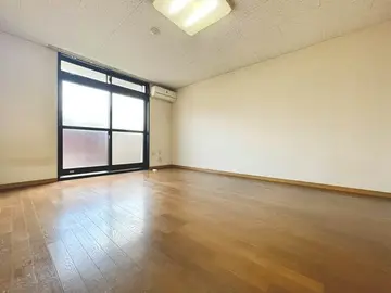 春日一番館 205号室