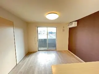 コリーヌ・ヴァンベール 102号室