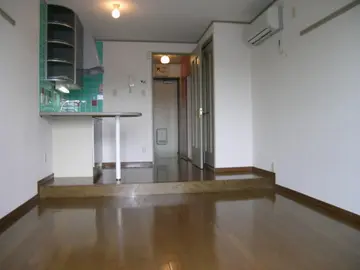 カーサ・デ・リカ 204号室