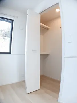 ウェスト須屋 101号室