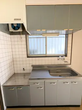 ドミール平田 101号室