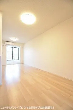 クレールカーサ 102号室