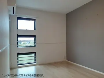 クレールカーサ 203号室