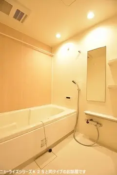 クレールカーサ 201号室