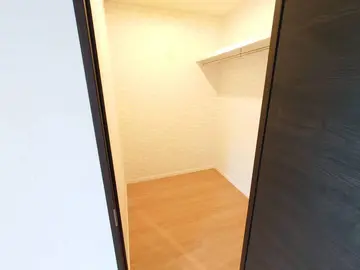 Santacruz東谷山 103号室