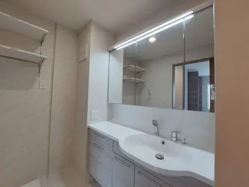 DーROOM御開 105号室