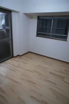 リバーテラス中央 303号室