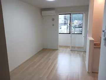 リテンリュカⅡ 102号室