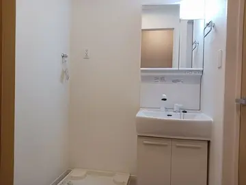 リテンリュカⅡ 102号室