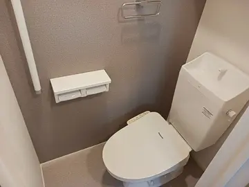 リテンリュカⅡ 102号室