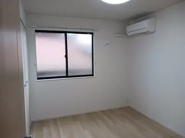 リテンリュカⅡ 102号室