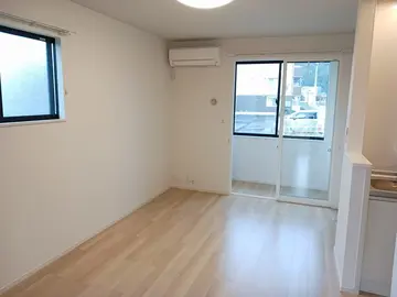 リテンリュカⅡ 103号室