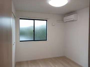 リテンリュカⅡ 103号室