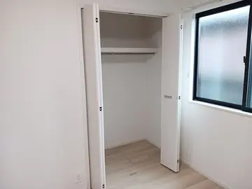 リテンリュカⅡ 103号室