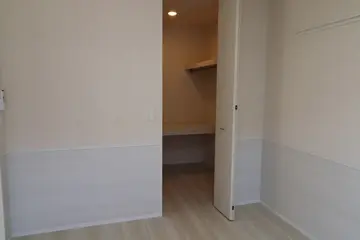 DPremium C棟 102号室