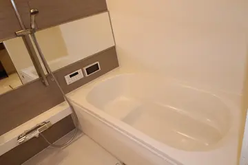 DPremium C棟 102号室