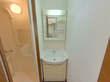 グランソシエ黒髪 105号室