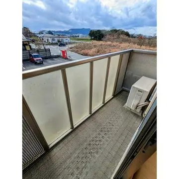 コンフォールソレジオ 203号室