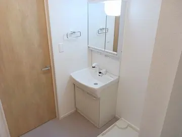 リテンリュカⅠ 103号室