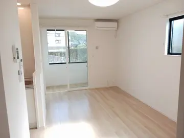 リテンリュカⅠ 101号室