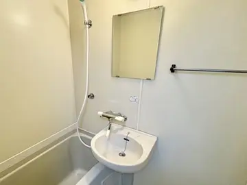 Nice帯山B棟 201号室