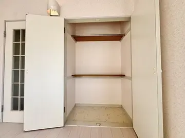 Nice帯山B棟 201号室