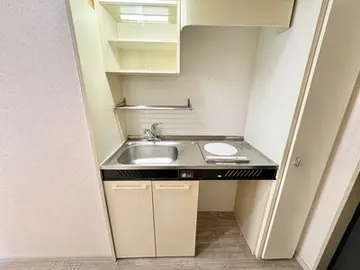 Nice帯山B棟 101号室