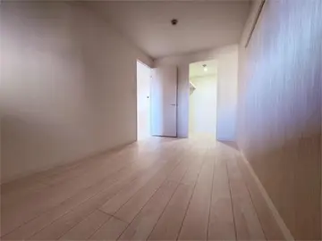 アルメノア西新 101号室