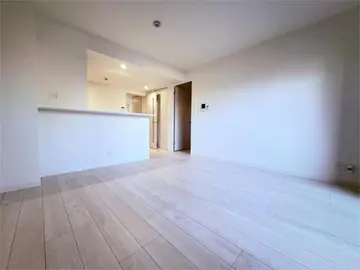 アルメノア西新 101号室