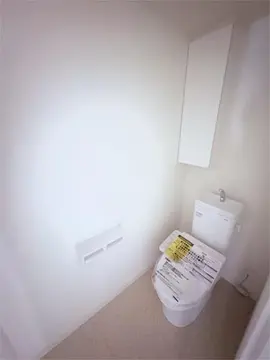 アルメノア西新 201号室