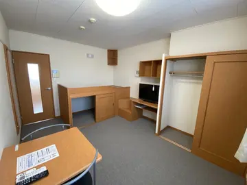 レオパレスリミエール 105号室