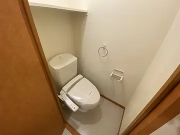 レオパレスリミエール 105号室