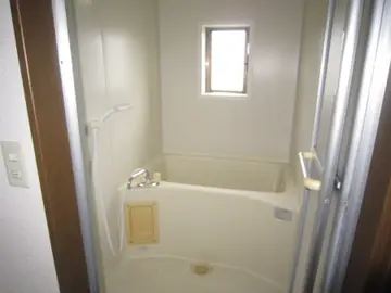 シャルマン野口 B棟 201号室