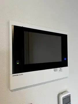 ラ・シック四季美 102号室