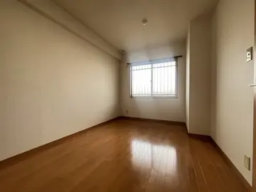 メゾン・ド・ルミエール 102号室