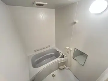 メゾン・ド・ルミエール 102号室