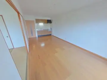 メゾン・ド・ルミエール 105号室