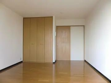 T・ハイツ黒髪 302号室