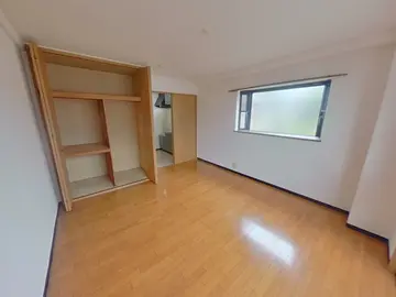 T・ハイツ黒髪 105号室