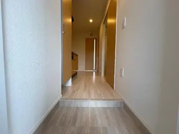 アジュール 106号室