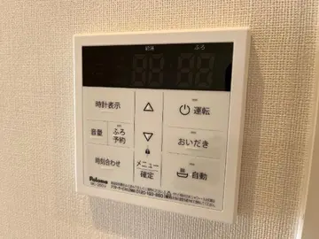 アジュール 106号室