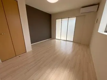 アジュール 106号室