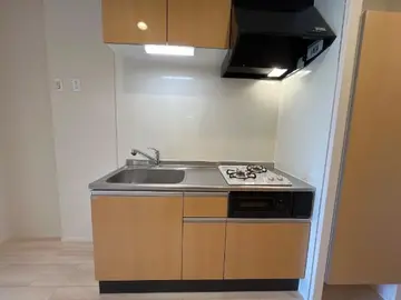 アジュール 203号室