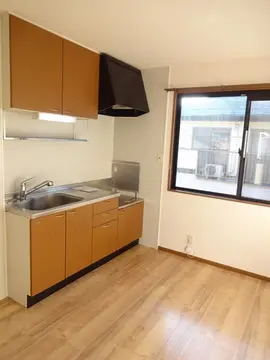 エクレール・アイ B棟 203号室