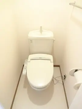 エクレール・アイ B棟 203号室