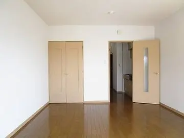 ジャスティワン黒髪 603号室