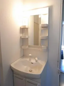 コーポ川原 102号室