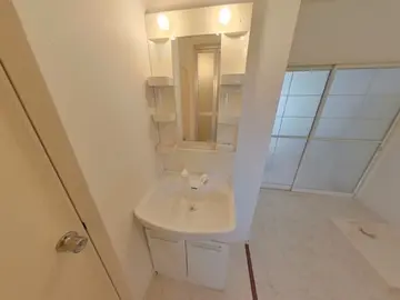 コーポ川原 103号室