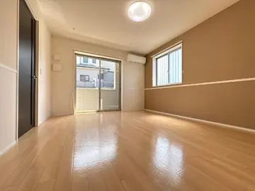 アレイナ ヒルズ 101号室