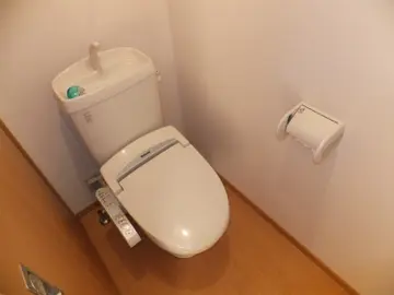 コンフォールソレジオ 102号室